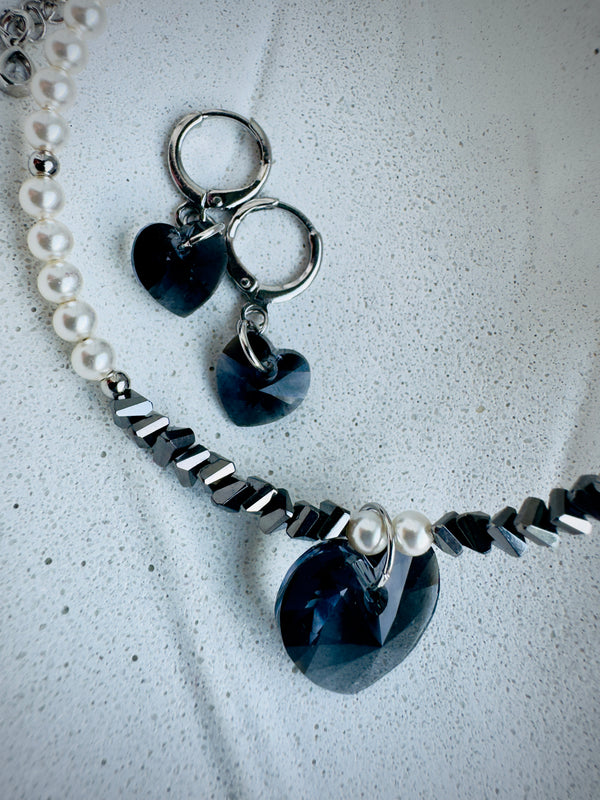 Silver Night Heart Set

Premium Austrian Crystal Heart Necklace & Earrings