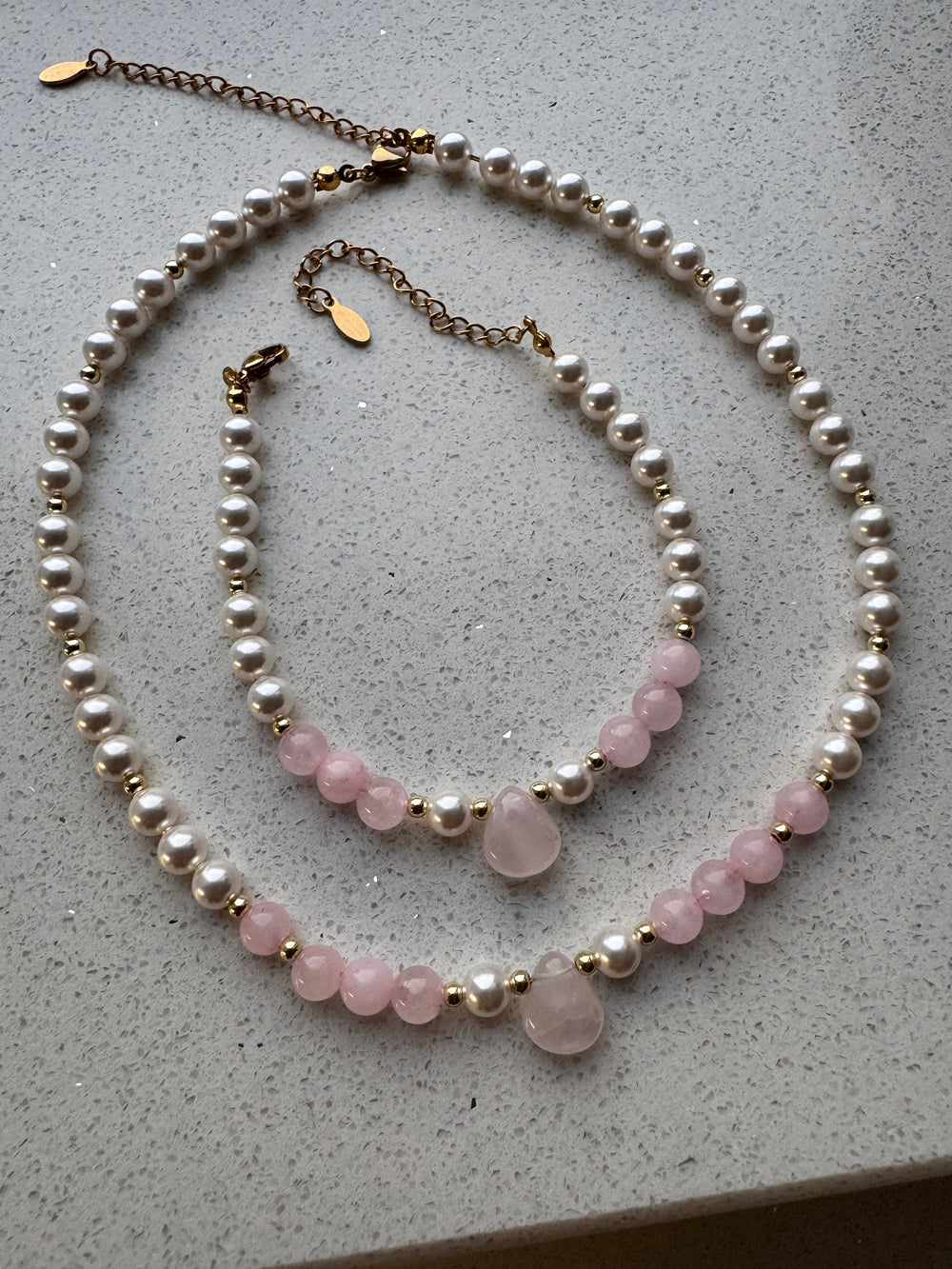 Rosé Aura Necklace & Bracelet Set – Rose Quartz & Crystal Pearls