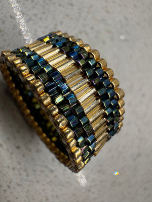 Midnight Emerald Luxe Ring – Gold & Iridescent Miyuki Statement Band