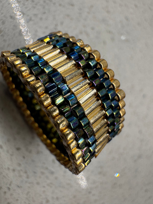 Midnight Emerald Luxe Ring – Gold & Iridescent Miyuki Statement Band